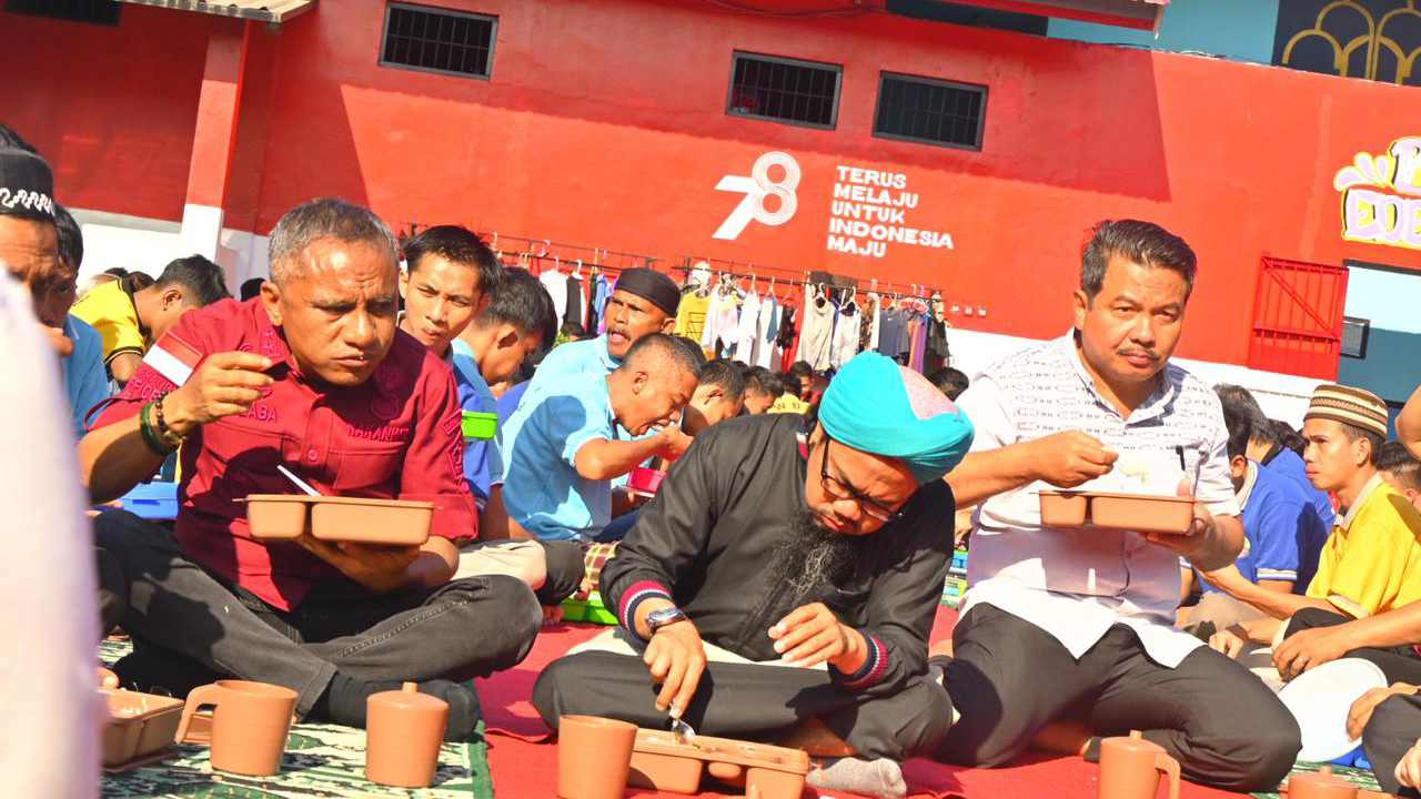 Beri Penguatan Tahanan, Kakanwil Kemenkumham Sulawesi Tenggara Kembali Sambangi Rutan Kendari