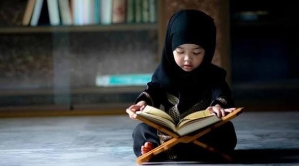 Deretan Kisah Unik Mualaf Dalam dan Luar Negeri