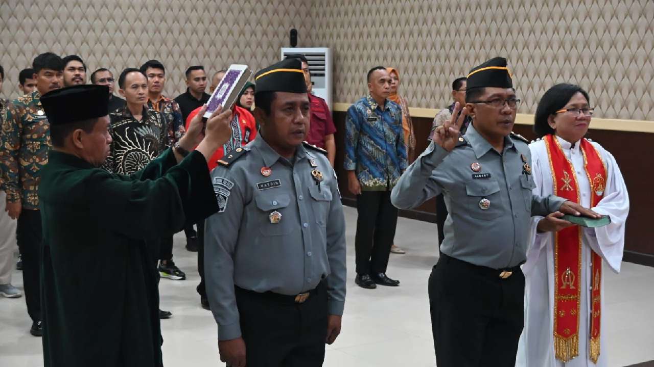 Kakanwil Kemenkumham Sulawesi Tenggara Lantik Dua Pejabat Administrasi