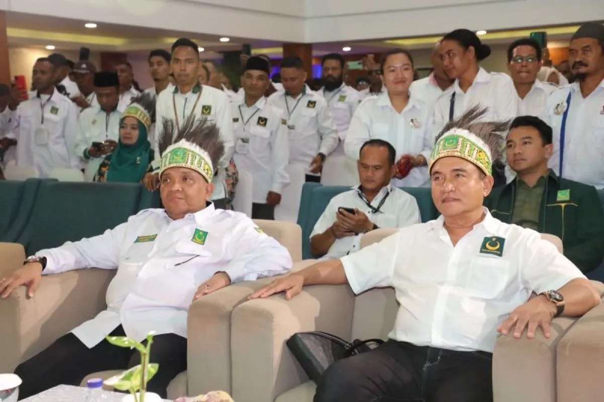 Ketum PBB Optimistis Prabowo Bisa Tuntaskan Permasalahan di Papua