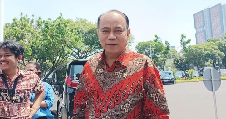 Pembuat Stiker Meme dari Wajah Seseorang Bisa Kena UU ITE, Dipidana Rp 2 Miliar