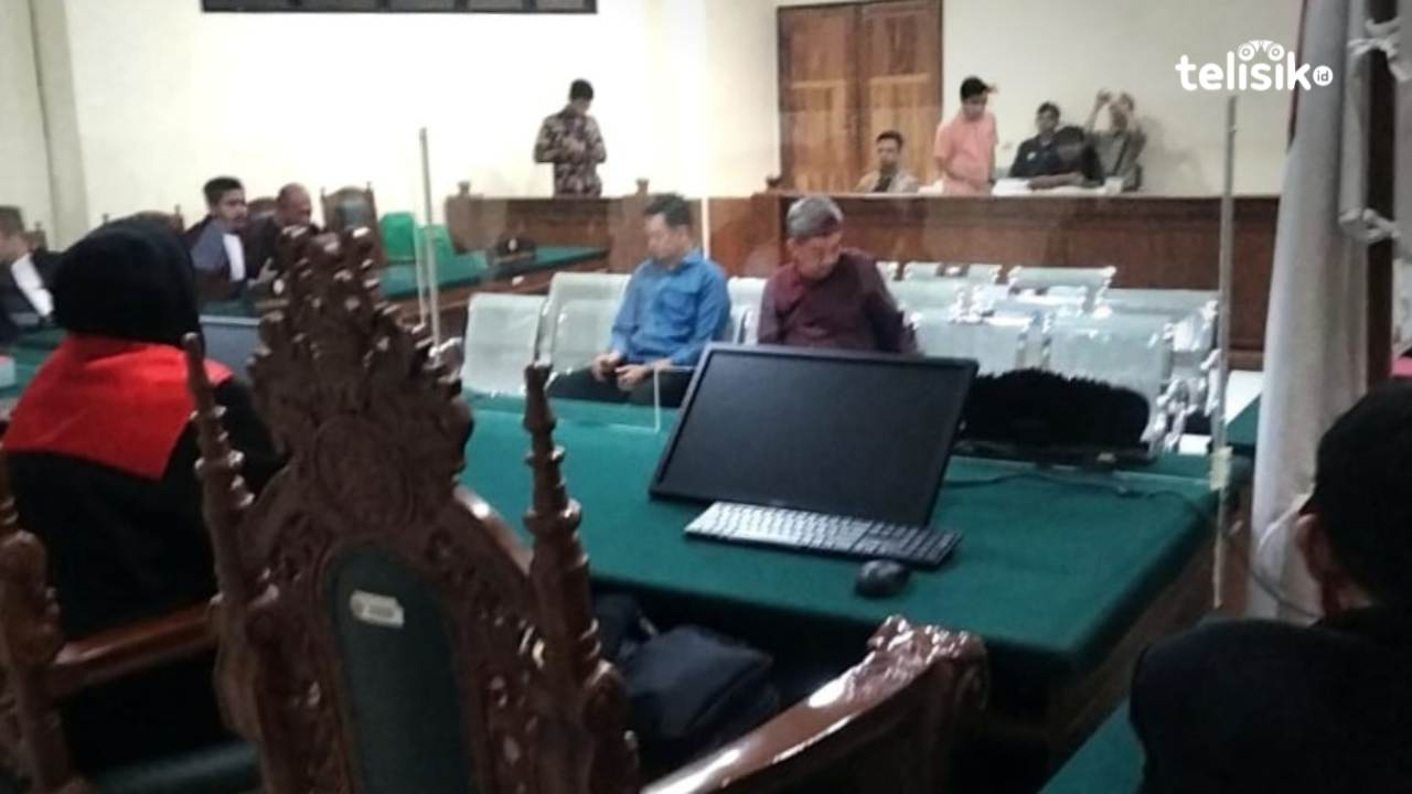 Sekda Kota Kendari Ridwansyah Taridala Dituntut 4 Tahun 6 Bulan Penjara Kasus Suap Alfamidi
