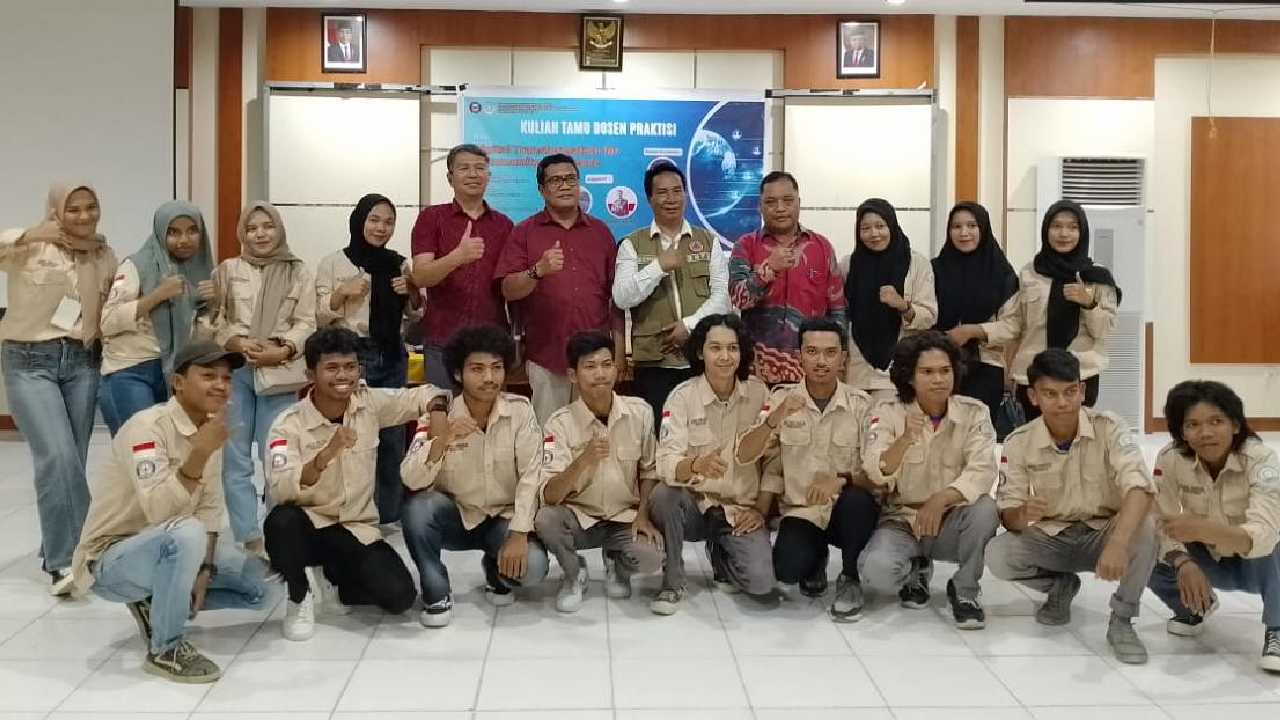 BNPB Ajar Transformasi Digital Ketahanan dan Ketangguhan Masyarakat pada Bencana ke Mahasiswa Geografi FMIPA UHO