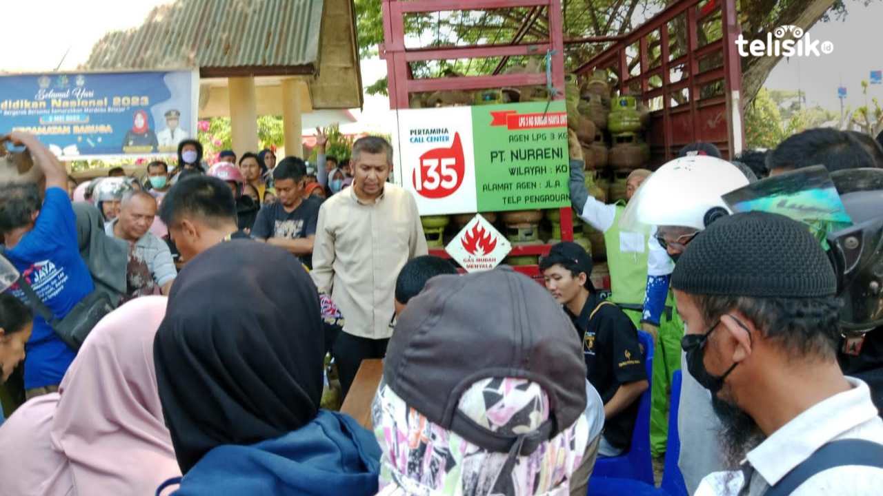 Digelar Sehari, Penukaran Gas di Kantor Kecamatan Nyaris Ribut