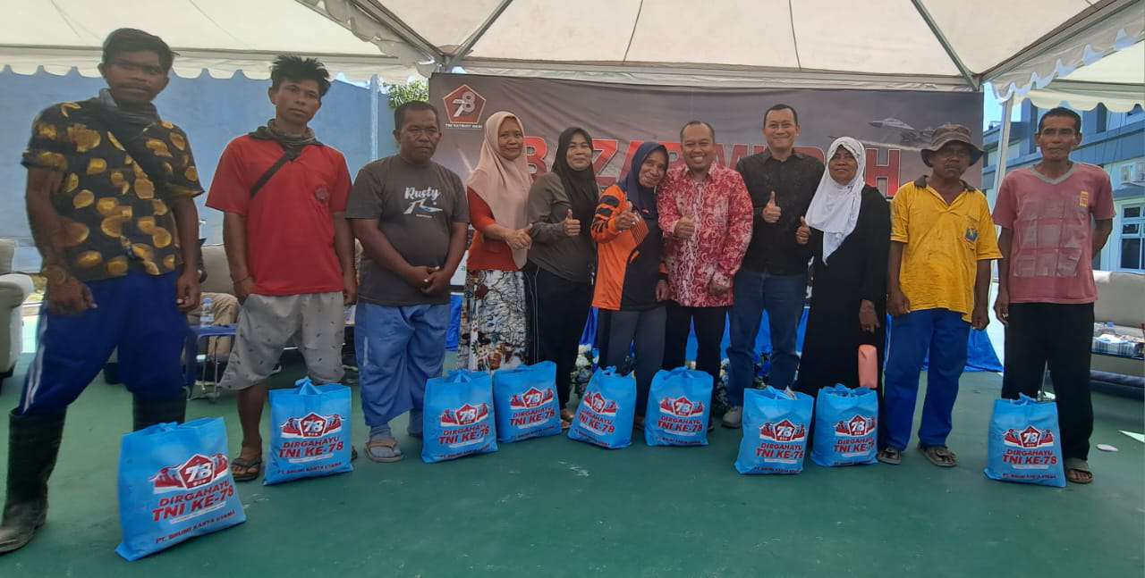 HUT TNI ke-78, Antam Konawe Utara Bagikan Ratusan Paket Sembako