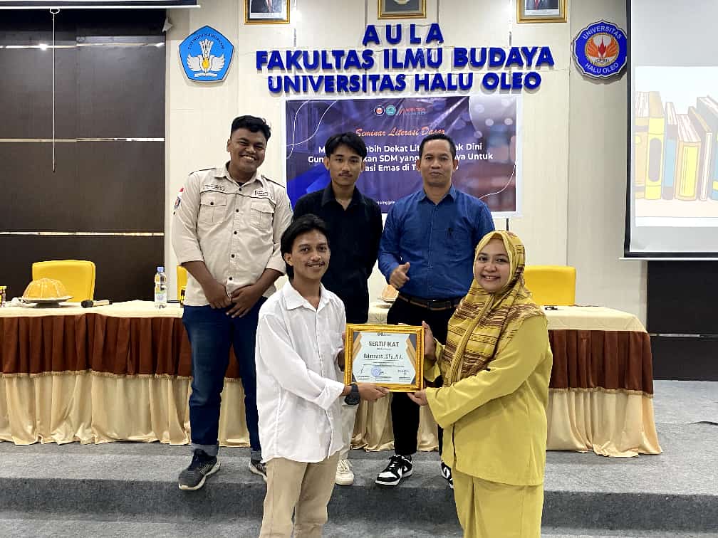 Mahasiswa Sastra Inggris FIB UHO Kenalkan 6 Budaya Literasi