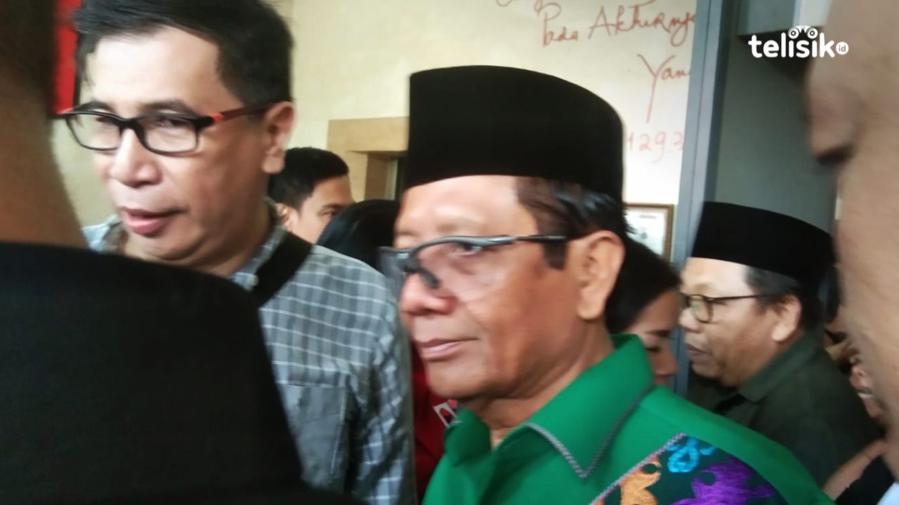 Mega Pilih Mahfud MD Dampingi Ganjar karena Dianggap Peduli Wong Cilik, Puan Sindir Ketidakhadiran Jokowi