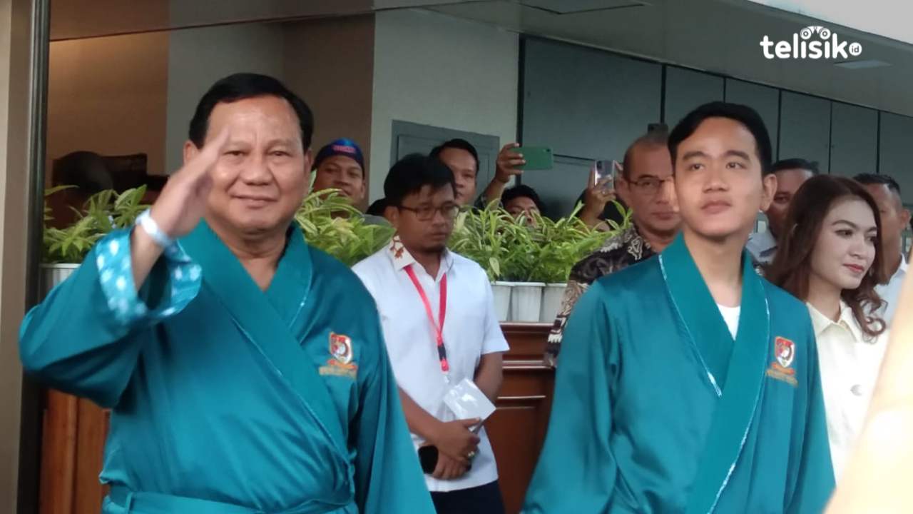 Prabowo dan Gibran Kompak ke RSPAD, Hasil Kolektif Pemeriksaan Kesehatan Diserahkan ke KPU Besok