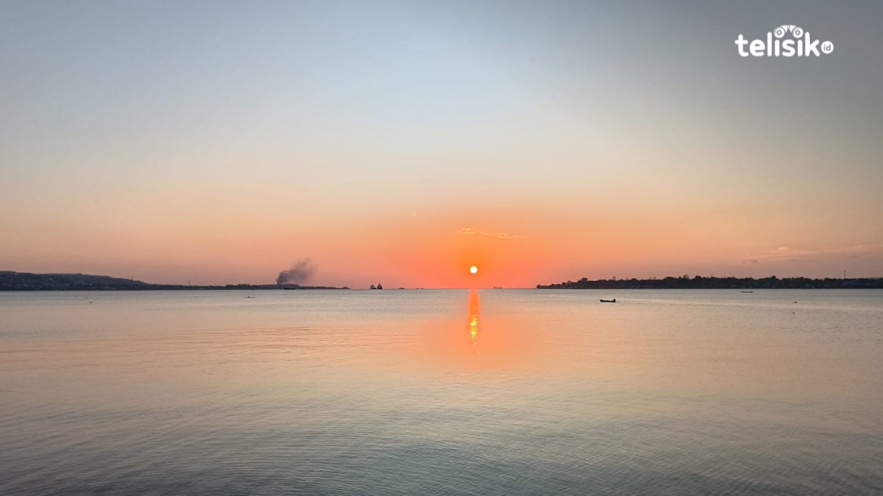Sunset Indah Jalan ByPass jadi Wisata Baru di Kota Baubau
