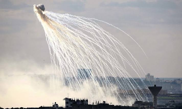 Israel Gunakan Senjata Terlarang Bom Fosfor untuk Genosida Warga Palestina