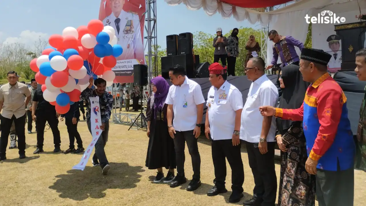 Launching Kasowoha, Muna Barat Urutan Terbaik Keenam se-Indonesia