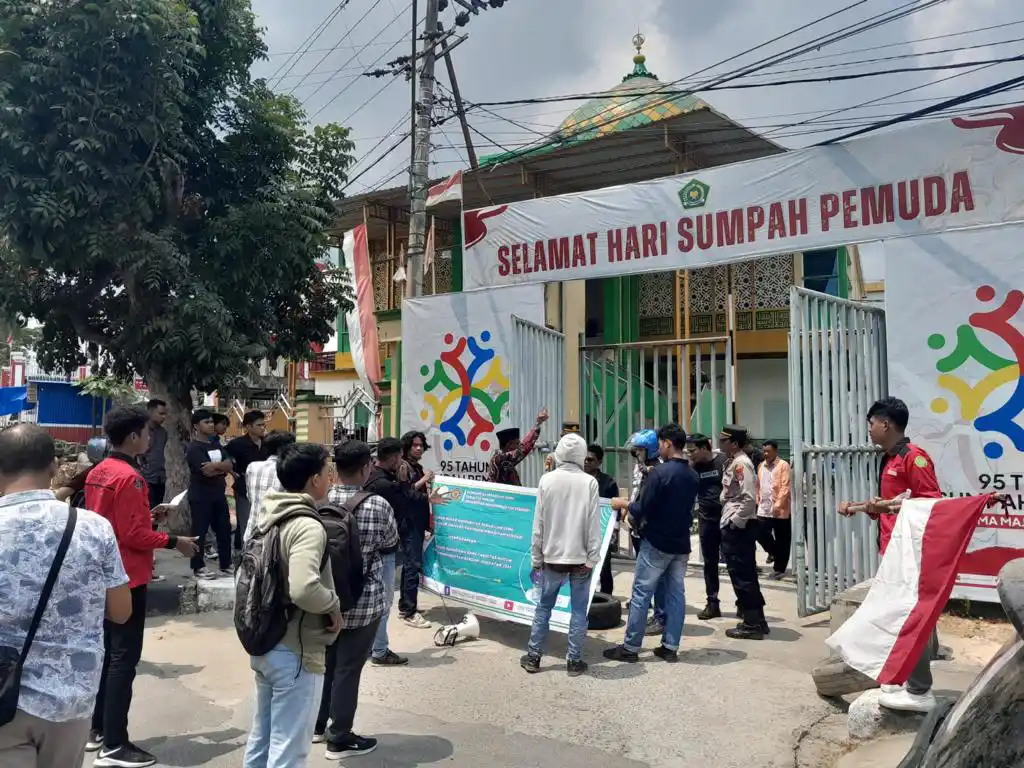 Mahasiswa Ungkap Pembangunan Asrama Haji Kendari Berbau Korupsi