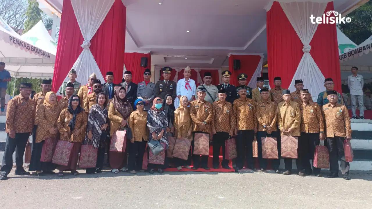 Pj Bupati Bombana Ajak Perangi Kemiskinan dan Berantas Kebodohan