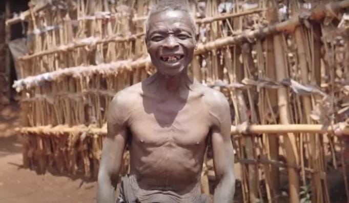 Pria Afrika Ini Kurung Diri 55 Tahun karena Takut Wanita