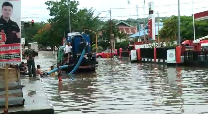 Curah Hujan Tinggi Sejumlah Wilayah di Kota Baubau Banjir