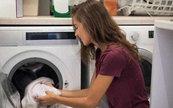 Ini Tips Mencuci Selimut Listrik yang Aman