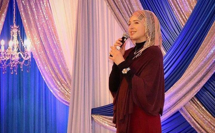 Kisah Jennifer Grout, Penyanyi Amerika Merdu Bahasa Arab hingga Masuk Islam