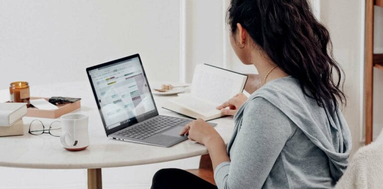 Rekomendasi Laptop Murah untuk Pelajar