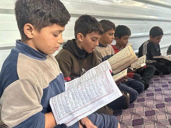 Korban Tewas Capai 25.900 Orang, Anak-anak Gaza Pilih Hafal Alquran di Tegah Serangan Israel