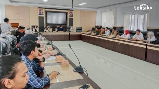 Alami Kerugian, Plt Dirut Perumda Kota Kendari PHK Karyawan Secara Sepihak