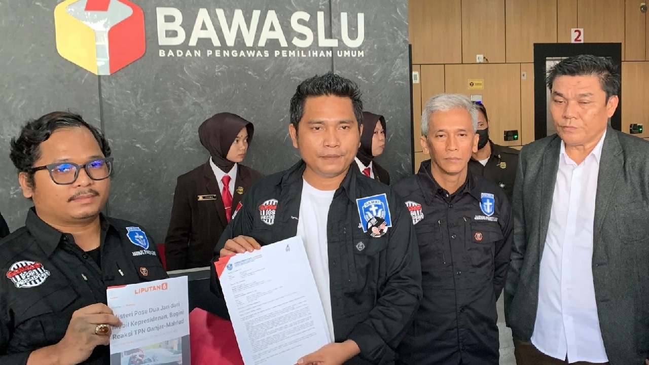 Jokowi Dilaporkan ke Bawaslu dan DPR, Budiman Anggap Pose Dua Jari dari Mobil Kepresidenan Hak Konstitusi