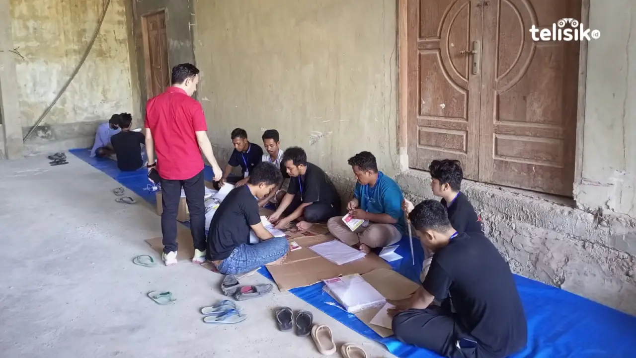 KPU Buton Selatan Sortir dan Lipat Surat Suara 7 Hari Kerja