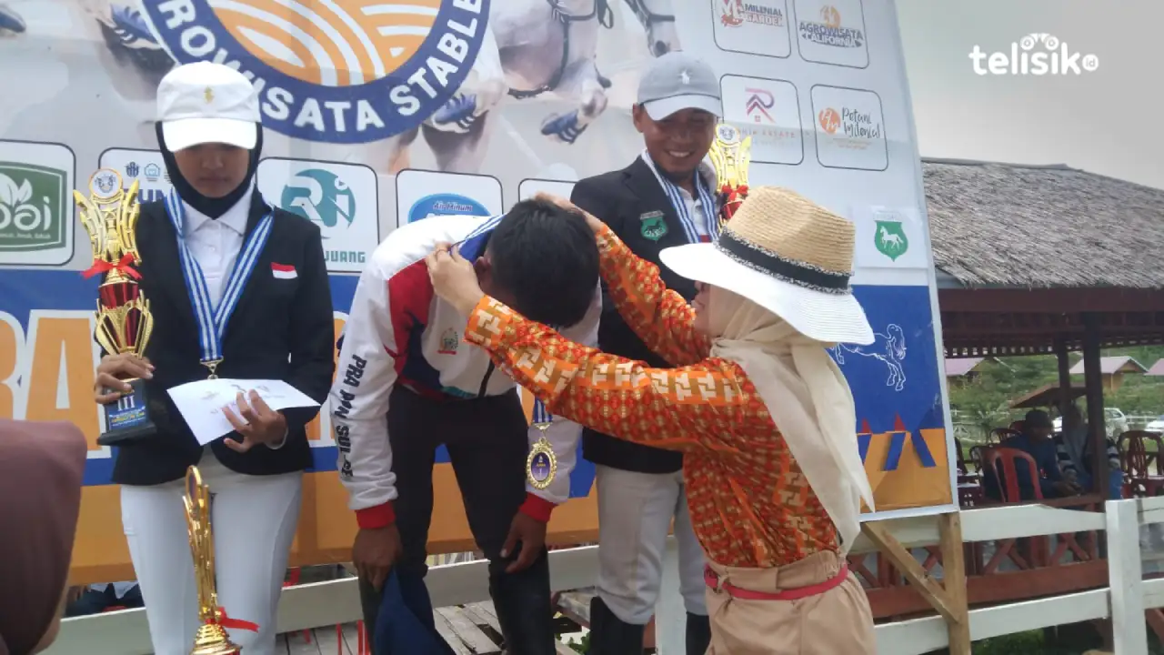 Pemenang Kejuaraan Jumping Show Sultra Berkuda, Ungkapkan Strategi Kemenangan