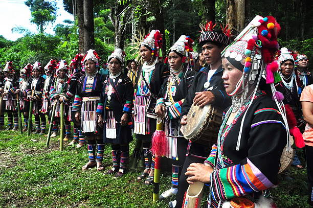 Suami di Desa Ini Suguhkan Tamu Hubungan Intim dengan Istri Sendiri