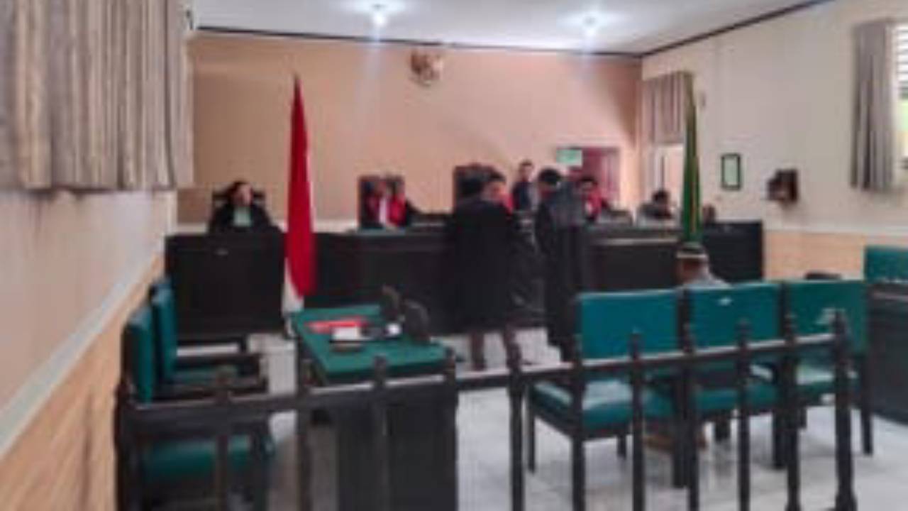 Kades Laeya Terdakwa Kasus Penyalahgunaan Dana Desa di Buton Utara, Dituntut 5 Tahun Penjara Denda Rp 100 Juta