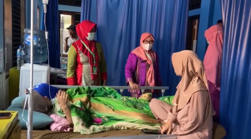 Akibat Kelelahan, Puluhan Anggota KPPS di Kota Baubau Alami Perawatan Medis