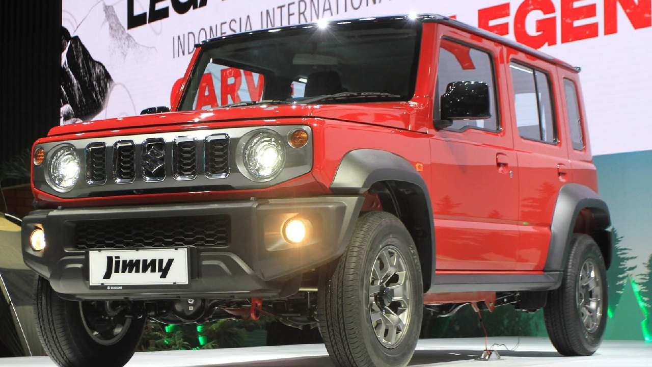 Baru Mengaspal Sudah Laku Keras, Simak Spesifikasi Suzuki Jimny 5 Pintu