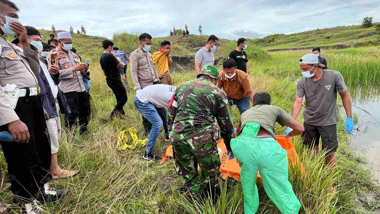 Mayat Laki-laki Ditemukan di Bekas Galian, Gegerkan Warga Bombana