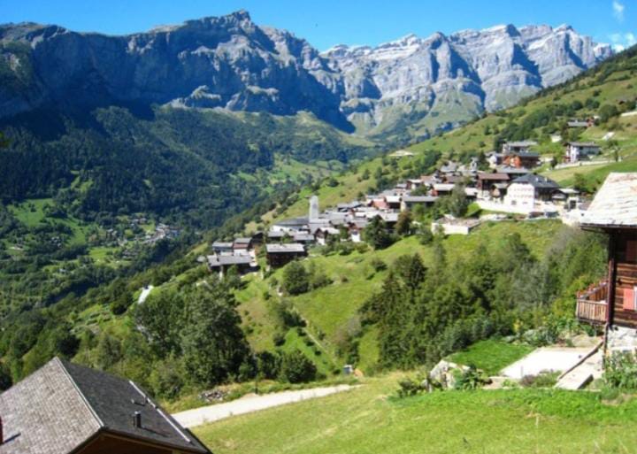 Negara Ini Rela Bayar Mahal Warga Asing Demi Tinggal di Wilayahnya