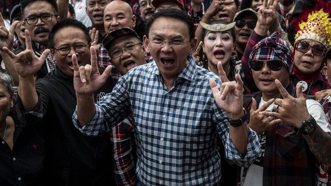 Saat Ahok Disebut Mulut Sampah dengan Pendukungnya, Sibuk Kritik Jokowi, Prabowo hingga Anies