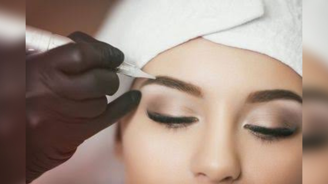 Tips Membuat Alis Tebal Secara Alami