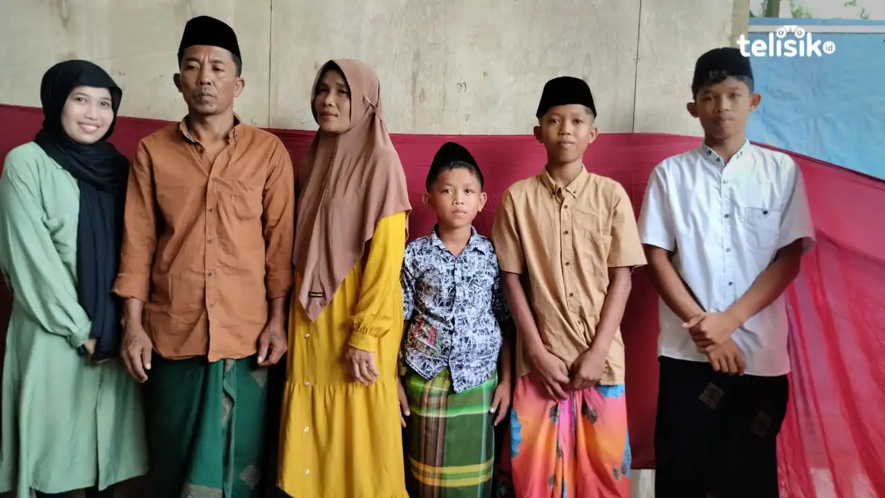 Agar Bisa Bimbing Anak, Satu Keluarga di Muna Barat Mualaf