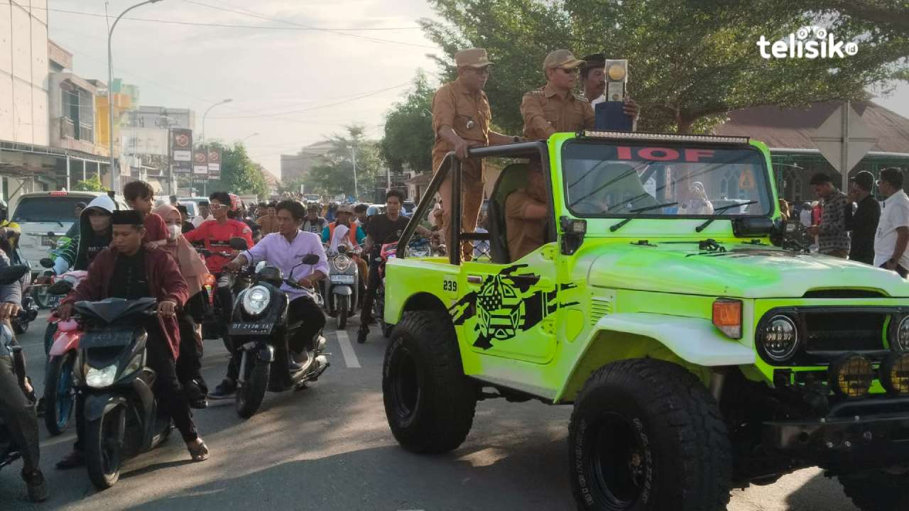 Dapat Adipura ke-8, Pj Bupati Kirab Bareng Warga Kolaka Utara
