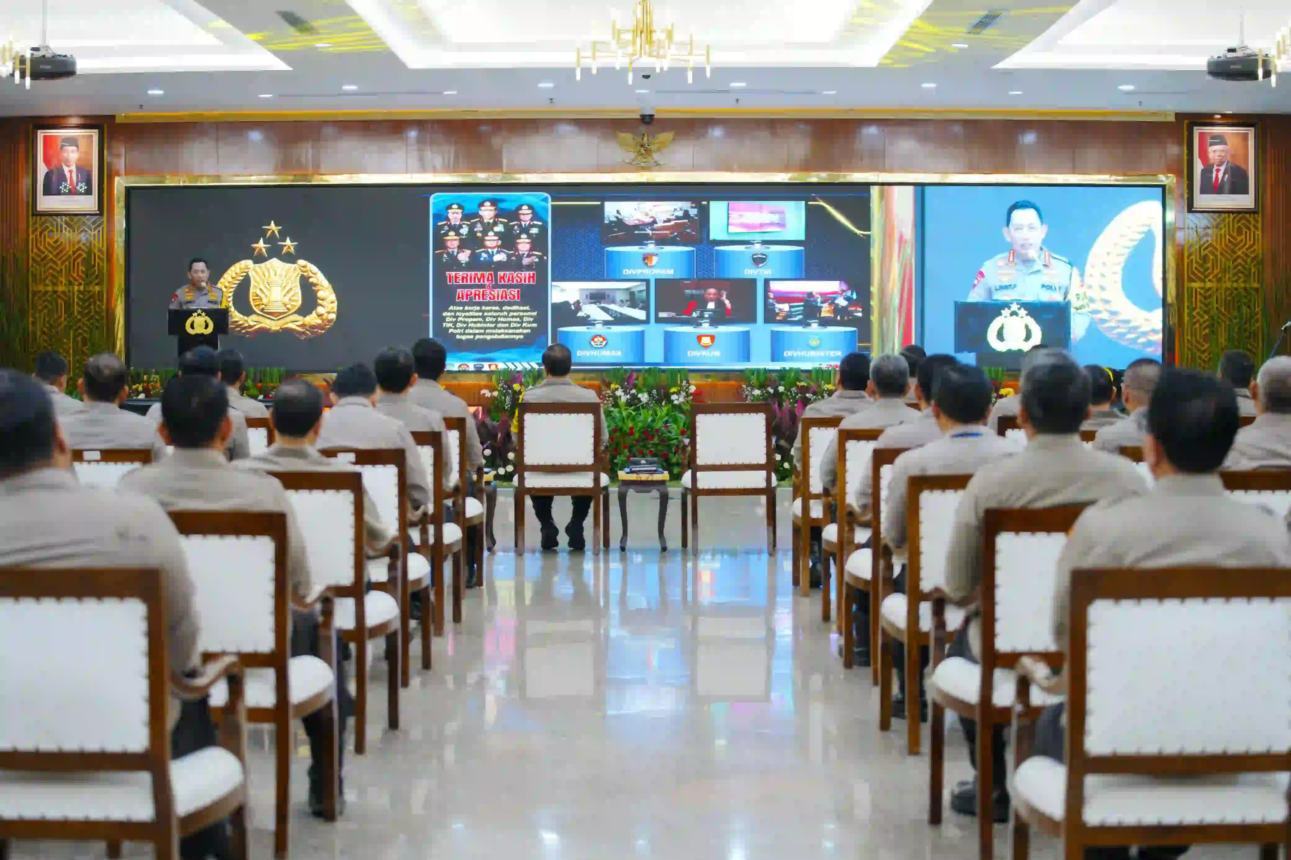 Kapolri Buka Rakernis Gabungan 5 Divisi Satuan Kerja