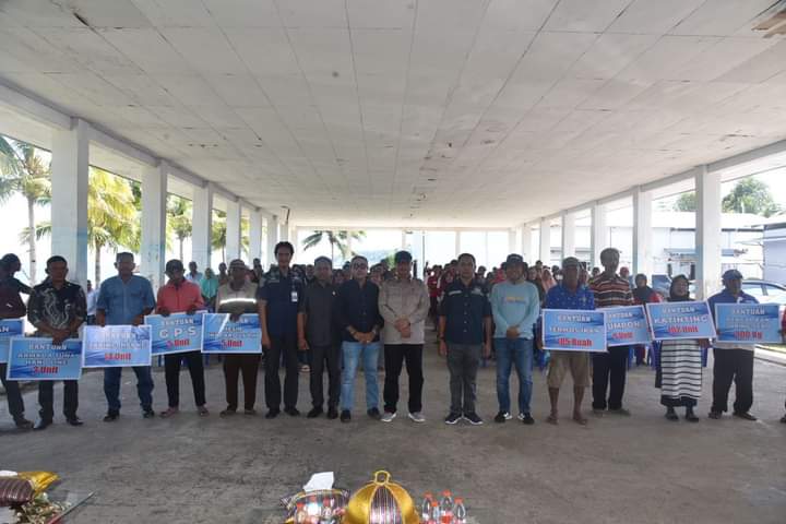 Nelayan di Buton Kecipratan Ratusan Sarana Melaut