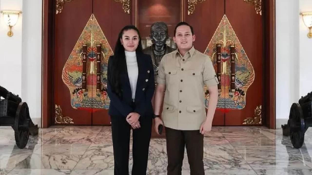Potret Nikita Mirzani Jalin Kedekatan dengan Ajudan Prabowo, Risky Irmansyah