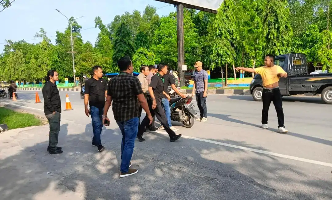 Rekannya Jadi Korban Pemukulan saat Sampaikan Aspirasi, Aktifis Kecam dan Boikot Jalan