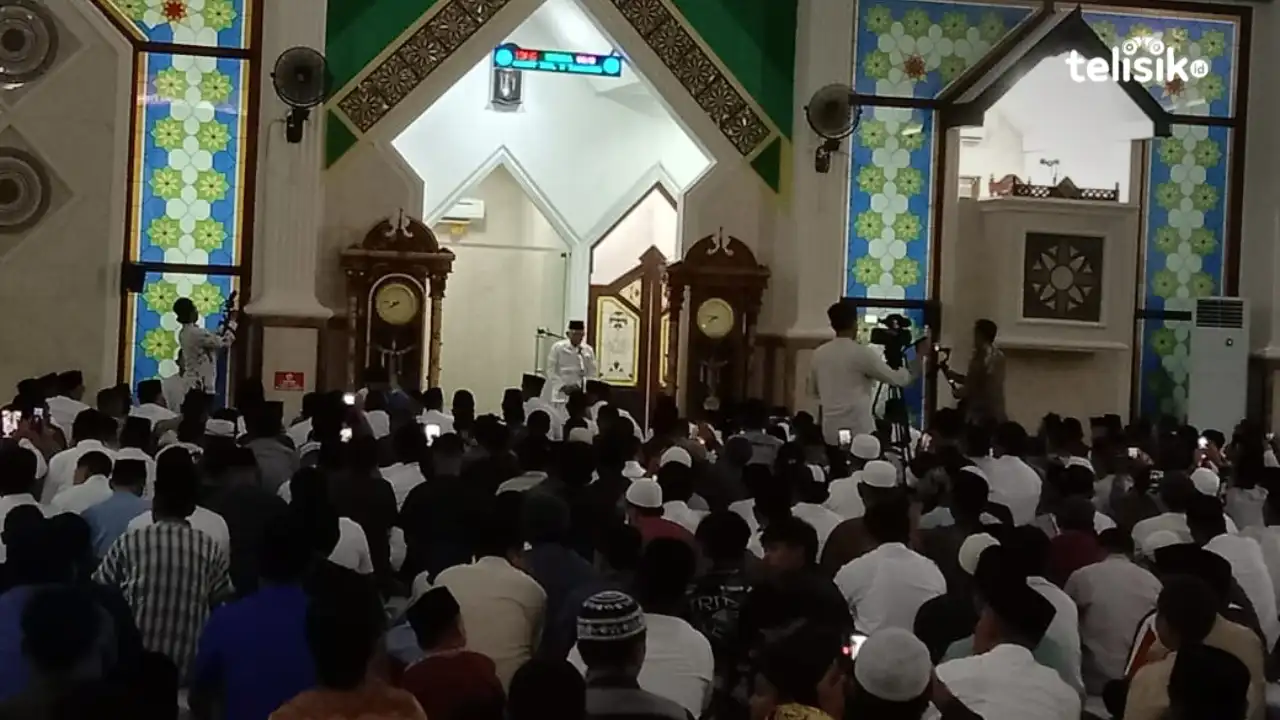 Salat Tarawih dan Ceramah di Masjid Al-Kautsar, Wapres Ma'ruf Amin Ingatkan Jemaah Raup Pahala Ramadan