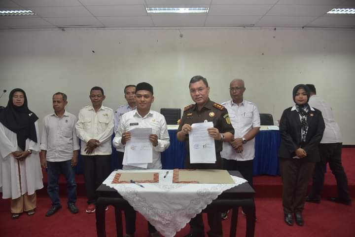 Taken MoU dengan Pemdes, Kejari Buton Kawal Dana Desa