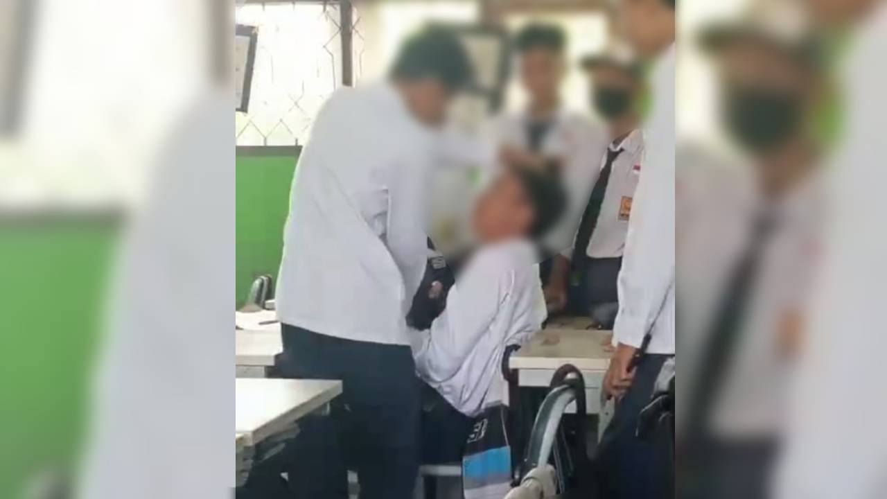 Viral Video Siswa SMP Dikeroyok di Dalam Kelas