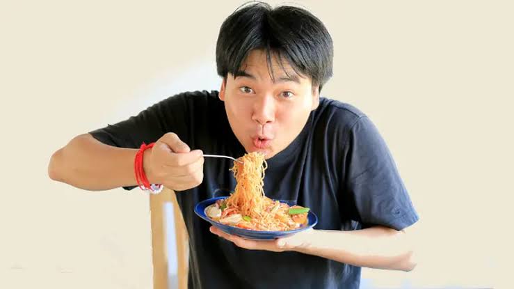 5 Makanan Ini Tidak Baik Dikonsumsi Bersama Mi Instan