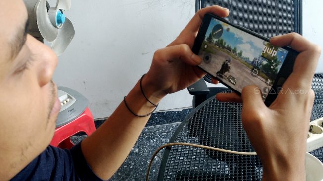 7 Penyebab HP Ngeleg dan Panas saat Main Game