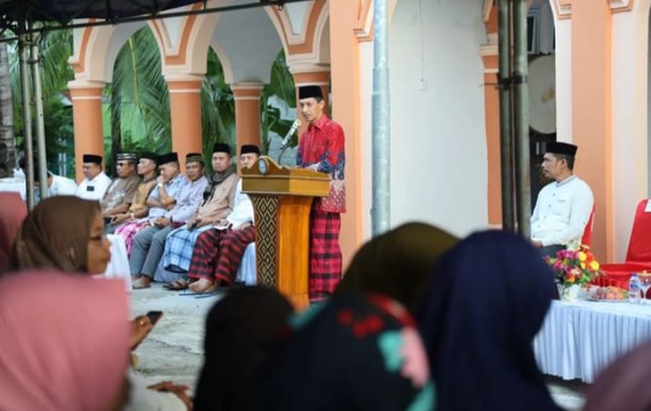 Dukungan Haliana Dua Periode Mengalir dari Tokoh Pemuda dan Warga Wakatobi