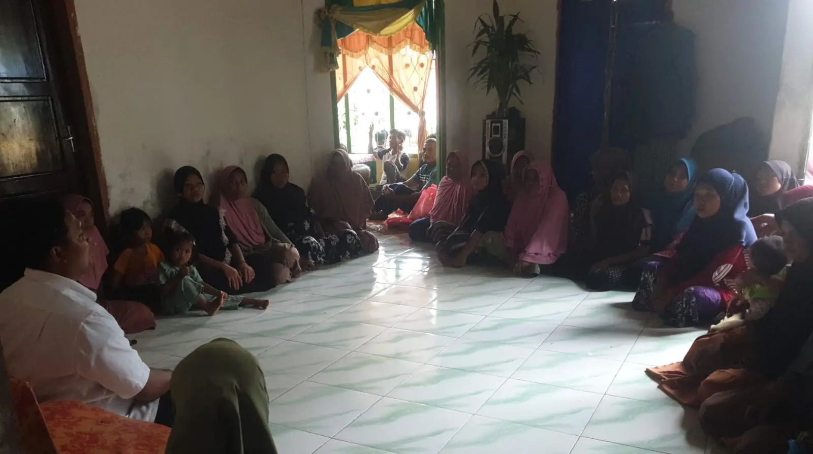 Emak-Emak di Konawe Dukung Hugua Jadi Gubernur Sulawesi Tenggara 2024