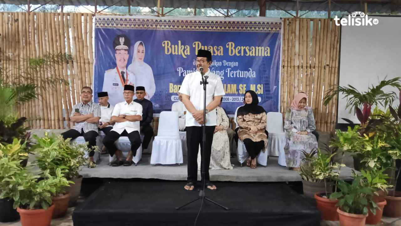Mantan Gubernur Sultra Nur Alam Kampanyekan Istri dan Anaknya Maju Pilkada 2024