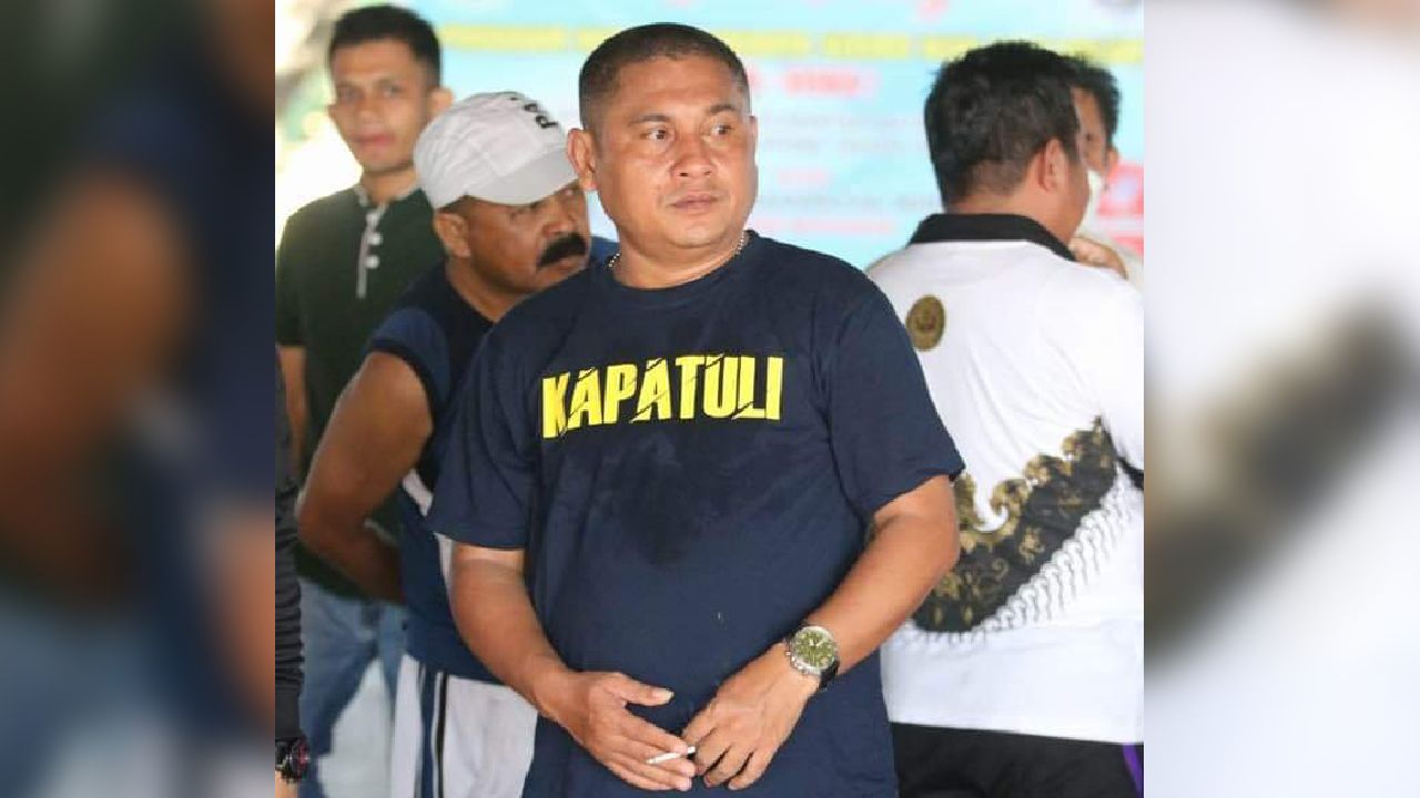 Non Kader, Direktur PDAM Muna Daftar Balon Wabup di Demokrat